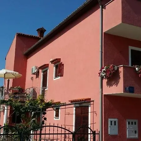 In Vrvari With Terrace, Wifi, Washing Machine 664-5 דירה